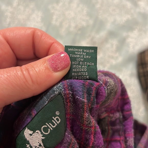 Gently loved purple flannel, button up size XL - Picture 15 of 16